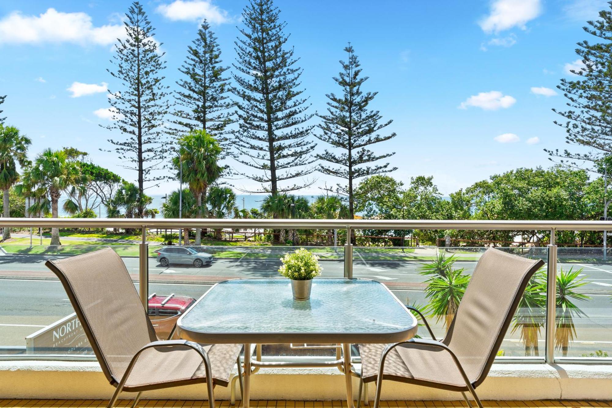 Northwind Beachfront Apartments Мулулаба Екстер'єр фото