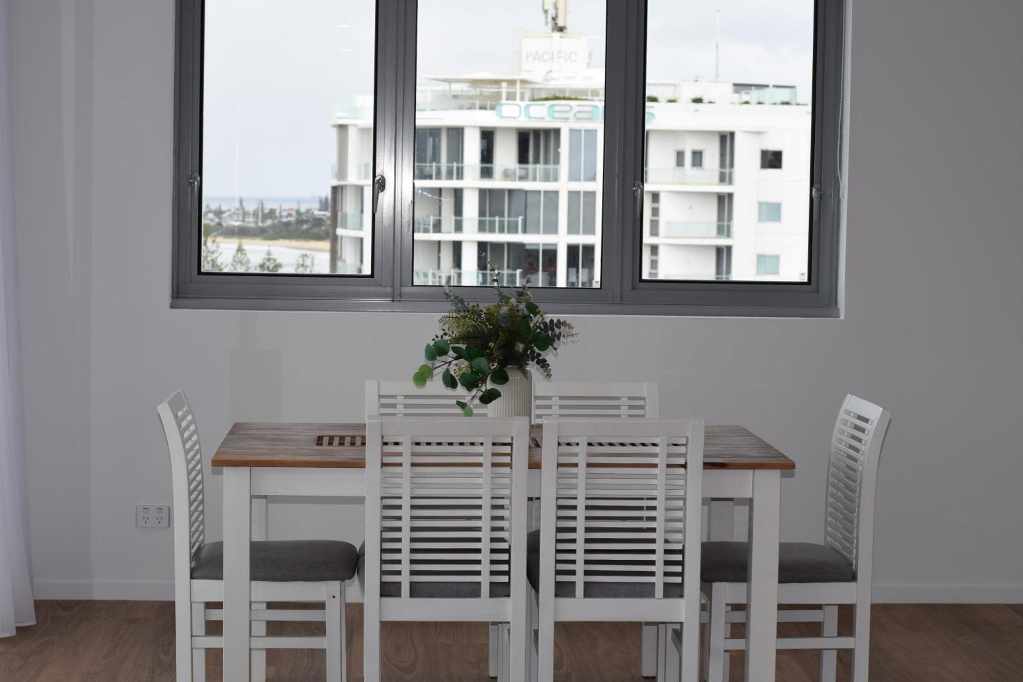 Northwind Beachfront Apartments Мулулаба Екстер'єр фото